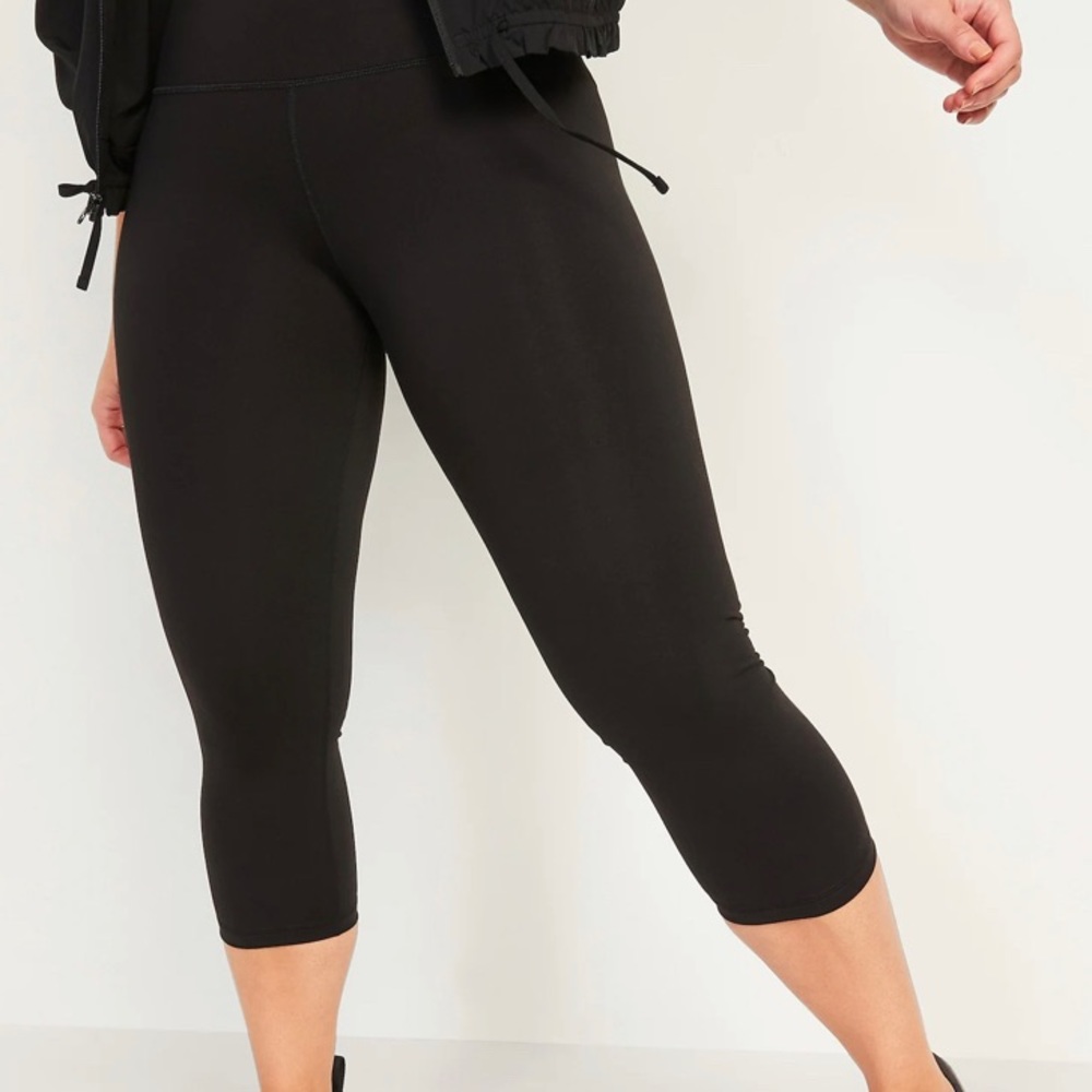 Women’s Old Navy Activewear Elevate (now powerpress) cropped leggings
